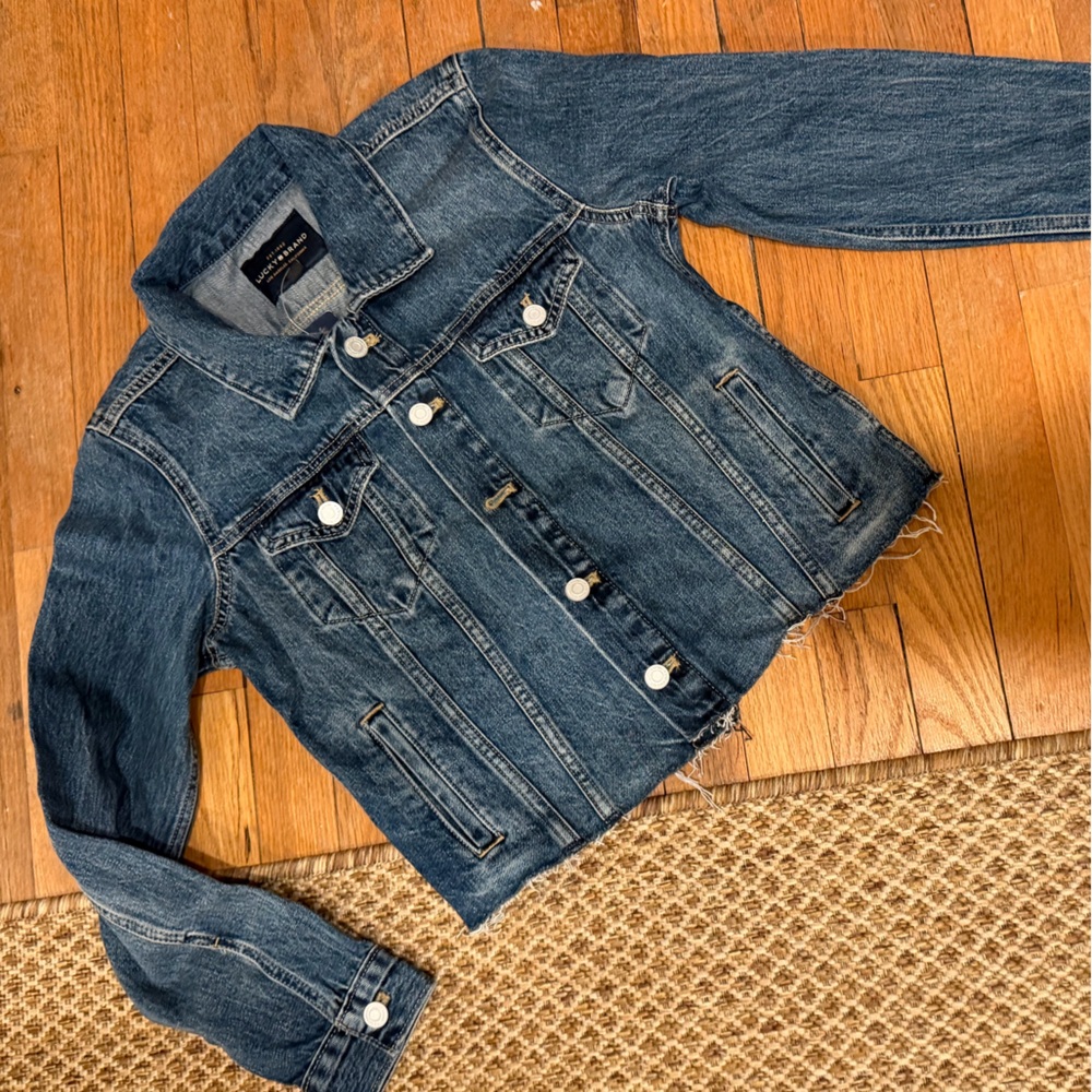 Lucky Brand Women’s Classic Blue Denim Jacket. Unfinished Hem